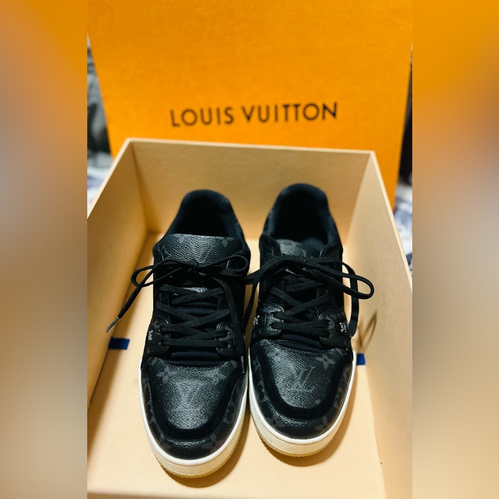 Monogram Eclipse Mens LV Trainer Sneakers 5.5 men Black